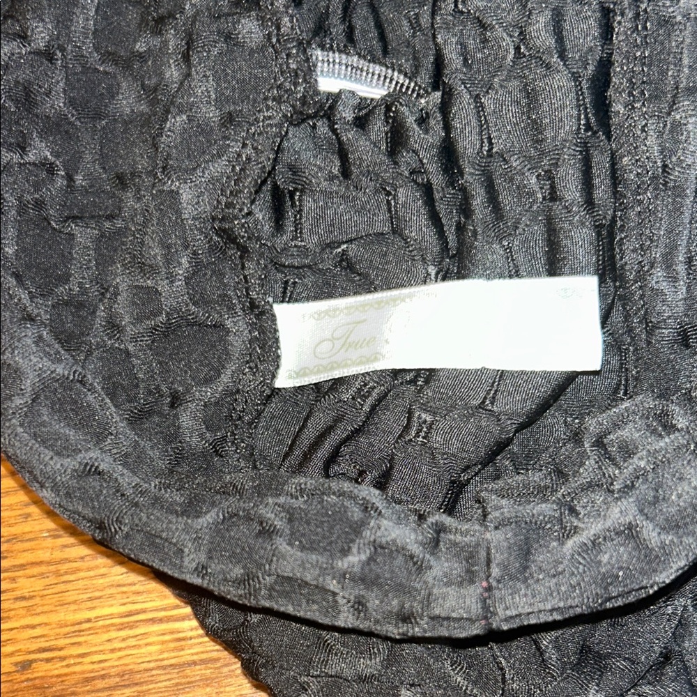 True Rock Black Textured Bike Shorts - Picture 2 of 4